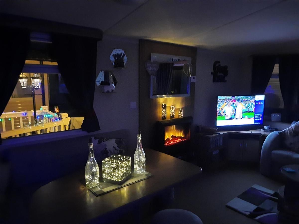 Haggerston Castle 3 Bedroom Deluxe Holiday Home Cheswick  المظهر الخارجي الصورة
