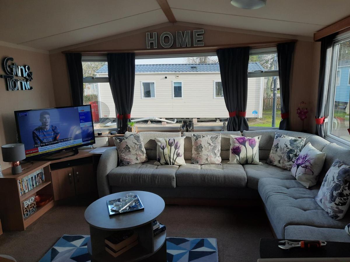 Haggerston Castle 3 Bedroom Deluxe Holiday Home Cheswick  المظهر الخارجي الصورة